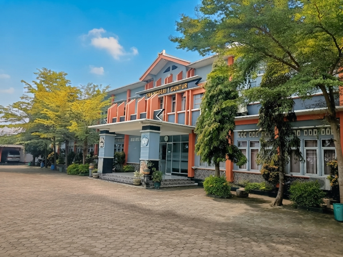 Gedung Utama SMA Negeri 1 Guntur